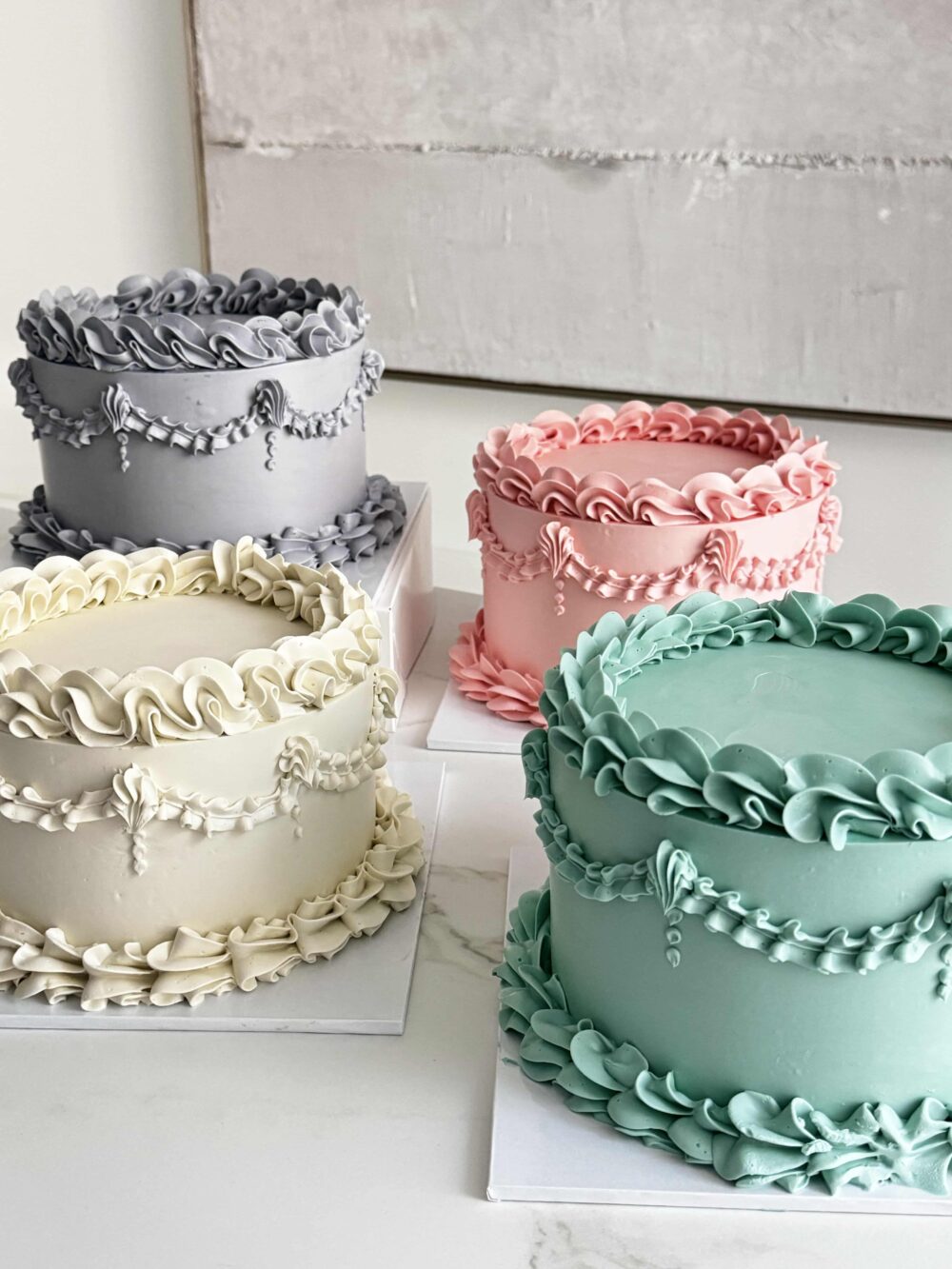 Order Online Vintage Lambeth Cake | London Delivery