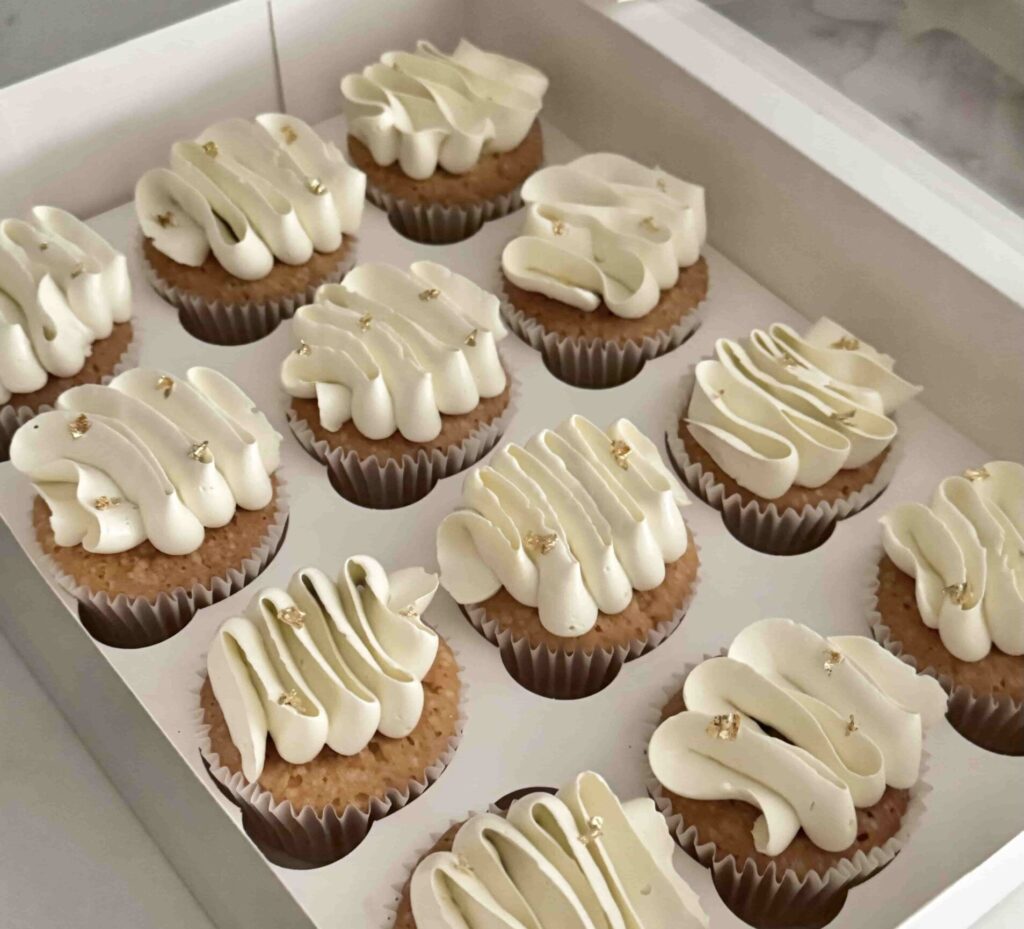vanilla cupcakes