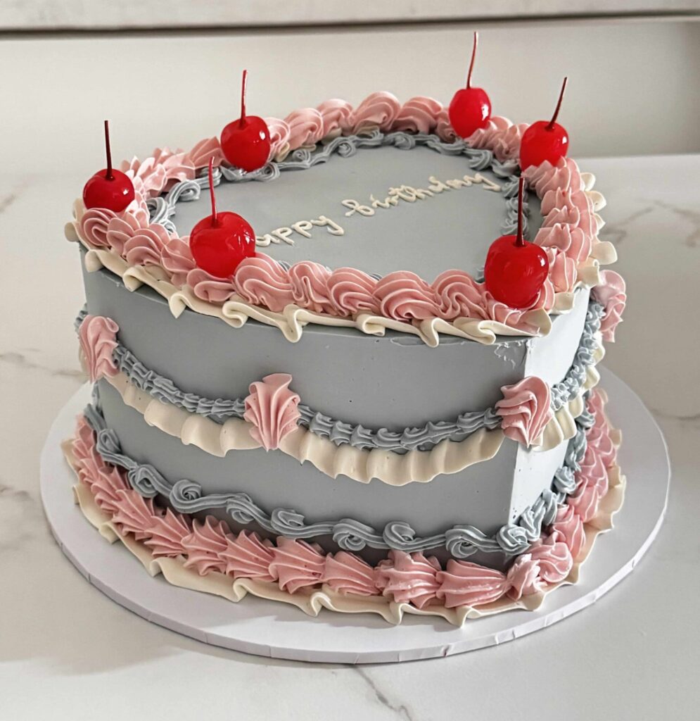 love heart cake with icing